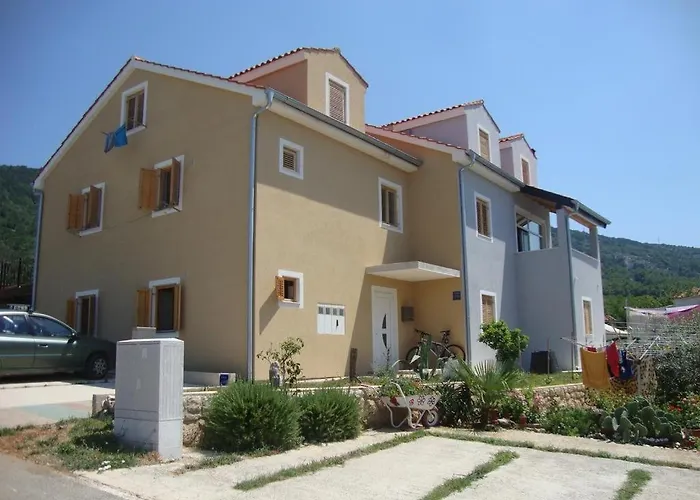 Apartment 4496-1 Cres